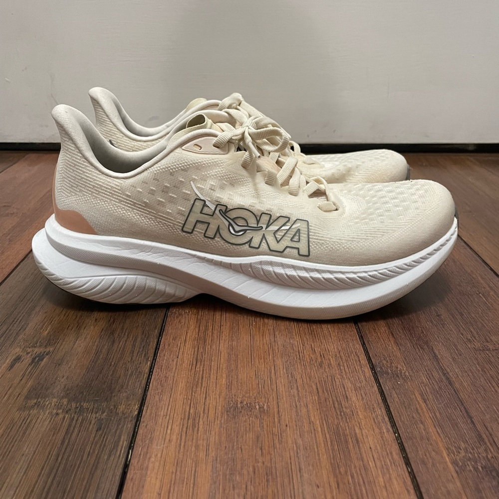 Hoka Mach 6 running shoes 9